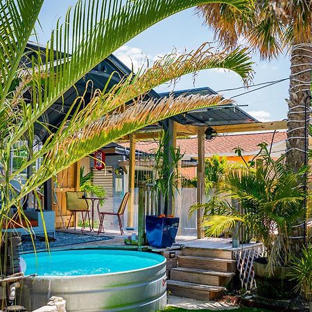World Solo Travel'S Welcomed At St Pete Home St. Petersburg Exterior photo