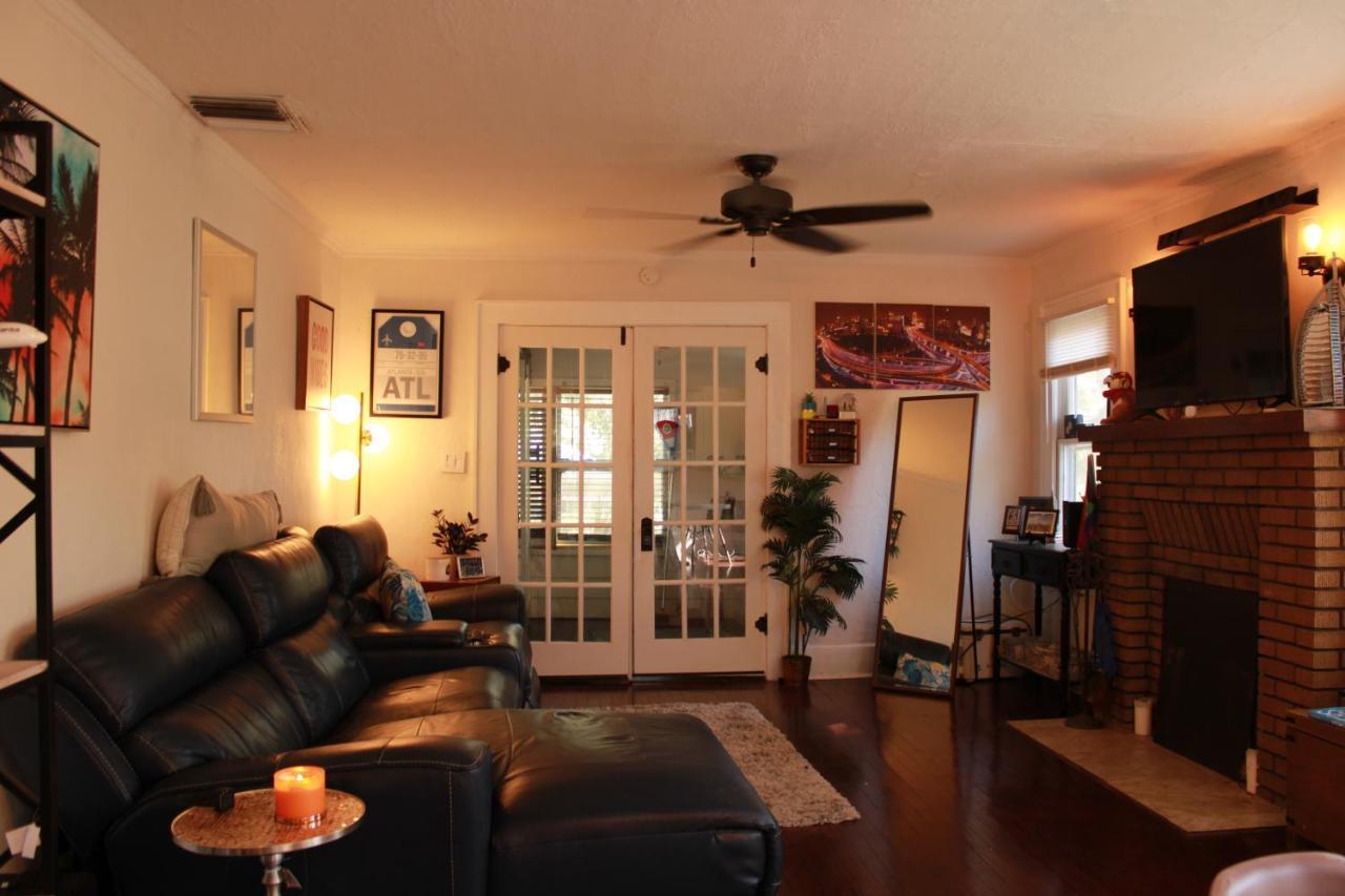 World Solo Travel'S Welcomed At St Pete Home St. Petersburg Exterior photo