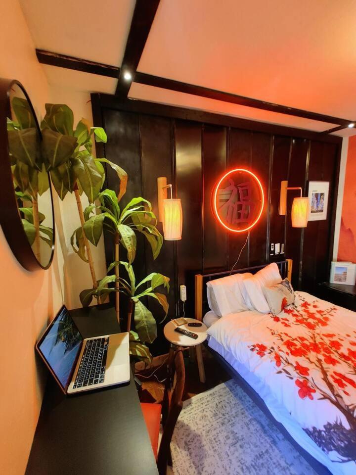 World Solo Travel'S Welcomed At St Pete Home St. Petersburg Exterior photo