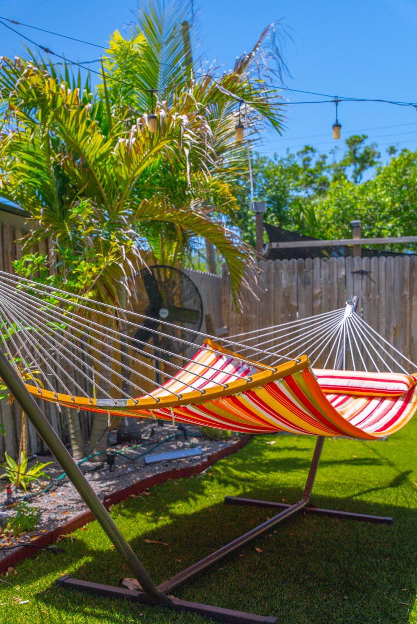 World Solo Travel'S Welcomed At St Pete Home St. Petersburg Exterior photo
